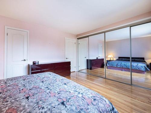 Master bedroom - 11354 Rue Philippe-Hébert, Montréal (Ahuntsic-Cartierville), QC - Indoor Photo Showing Bedroom