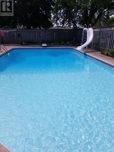 1224 Michael Cres, Cambridge, ON - Outdoor With In Ground Pool With Backyard