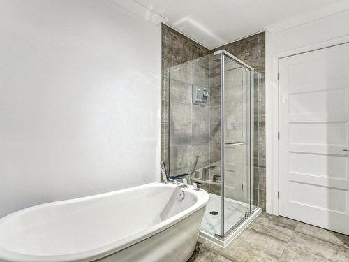 Salle de bains - 307-1499 Ch. De Chambly, Carignan, QC - Indoor Photo Showing Bathroom