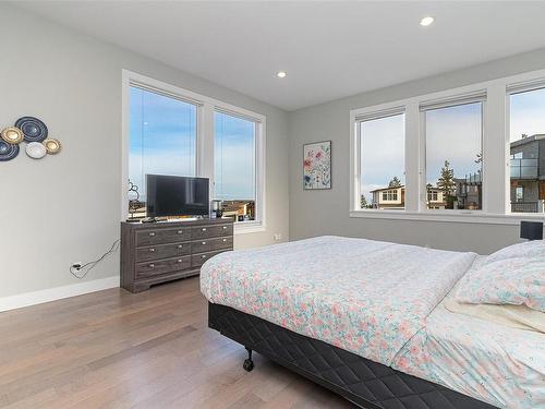 3389 Robson Pl, Colwood, BC - Indoor Photo Showing Bedroom