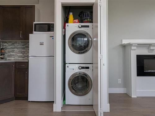 3389 Robson Pl, Colwood, BC - Indoor Photo Showing Laundry Room