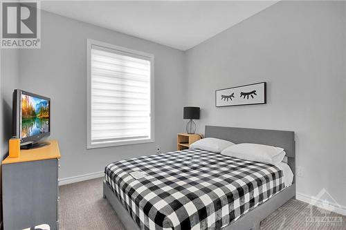 212 Blackhorse Drive, Kemptville, ON - Indoor Photo Showing Bedroom