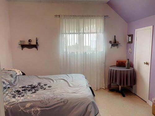 Chambre Ã Â coucher - 99 Route Lagacé, Matapédia, QC - Indoor Photo Showing Bedroom