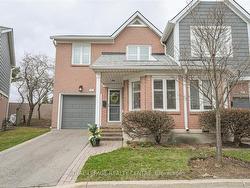 57-2205 South Millway  Mississauga, ON L5L 3T2