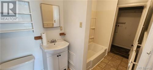 378 Union Street, Saint John, NB - Indoor Photo Showing Bathroom