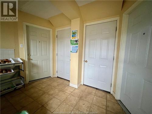 118-120 Vail St, Moncton, NB - Indoor Photo Showing Other Room