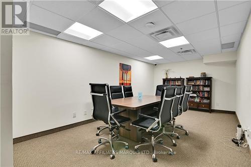 301 - 242 Rideau Street, Ottawa, ON - Indoor Photo Showing Office