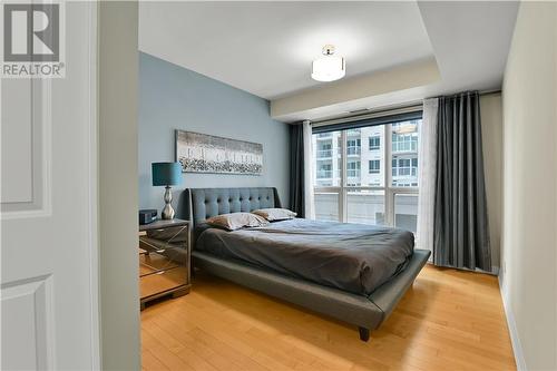 242 Rideau Street Unit#301, Ottawa, ON - Indoor Photo Showing Bedroom