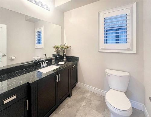 58 Cielo Court, Hamilton, ON - Indoor Photo Showing Bathroom