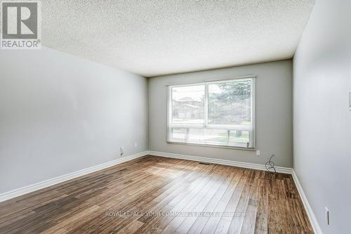 193 Ferndale Dr S, Barrie, ON - Indoor Photo Showing Other Room