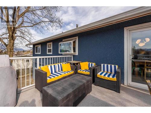 1377 Lambly Place, Kelowna, BC - Outdoor With Exterior