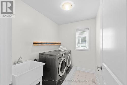 59 Cannery Dr, Niagara-On-The-Lake, ON - Indoor Photo Showing Laundry Room