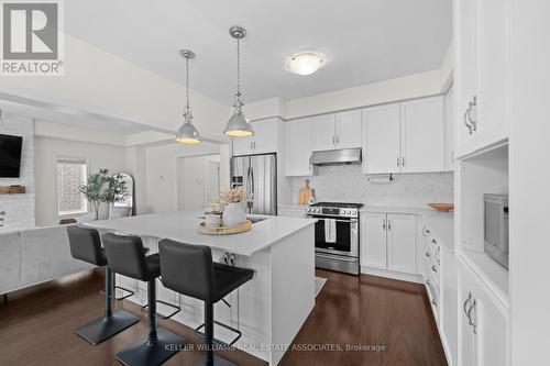 59 Cannery Dr, Niagara-On-The-Lake, ON - Indoor Photo Showing Kitchen With Upgraded Kitchen