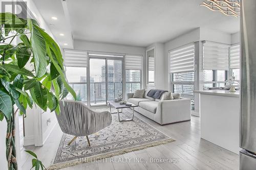 4509 - 2200 Lake Shore Boulevard W, Toronto, ON - Indoor Photo Showing Living Room