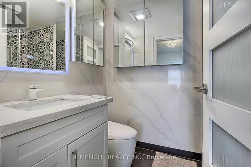 4509 - 2200 Lake Shore Boulevard W, Toronto, ON - Indoor Photo Showing Bathroom