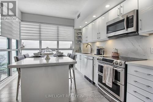 4509 - 2200 Lake Shore Boulevard W, Toronto, ON - Indoor Photo Showing Kitchen With Stainless Steel Kitchen With Upgraded Kitchen