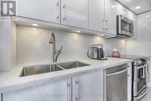 4509 - 2200 Lake Shore Boulevard W, Toronto, ON - Indoor Photo Showing Kitchen With Double Sink