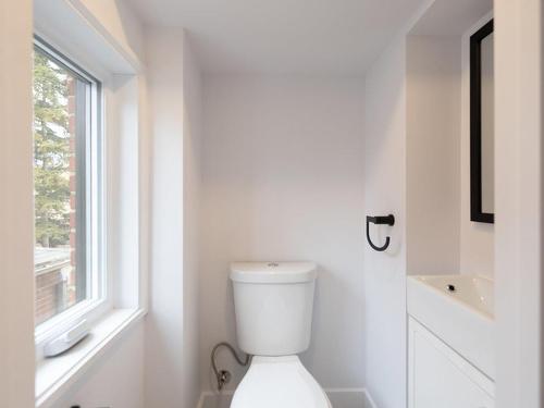 Powder room - Sir-Geor-5140 Rue Sir-George-Simpson, Montréal (Lachine), QC - Indoor Photo Showing Bathroom