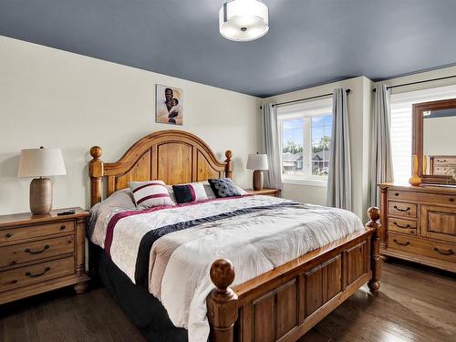183 Sunflower Street, Thunder Bay, ON - Indoor Photo Showing Bedroom