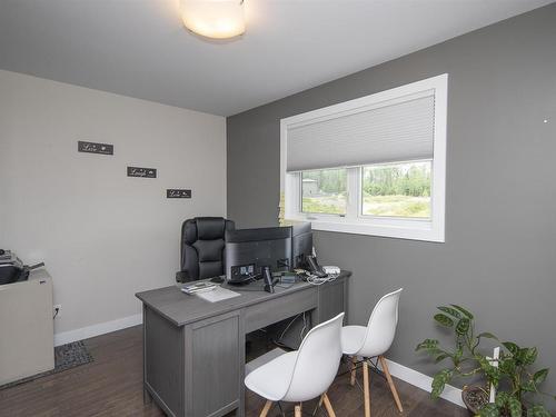 183 Sunflower Street, Thunder Bay, ON - Indoor Photo Showing Office