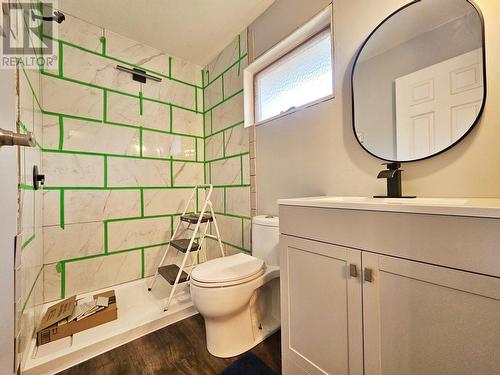 1262 Croft Road, Quesnel, BC - Indoor Photo Showing Bathroom