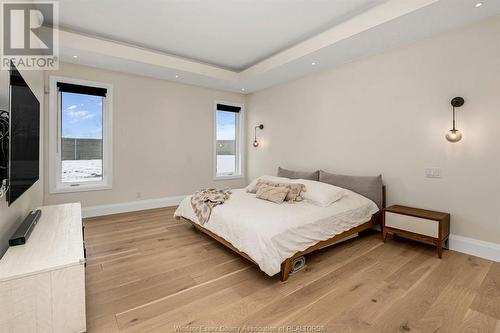 371 Water, Lakeshore, ON - Indoor Photo Showing Bedroom