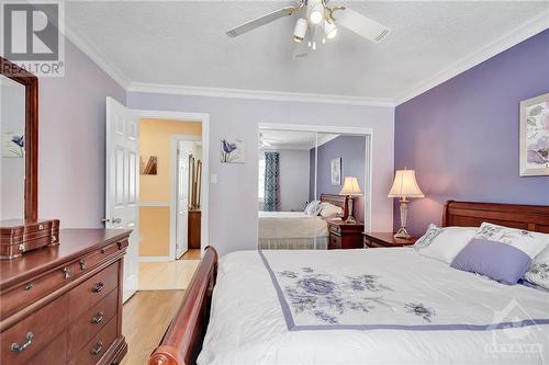 1363 Belcourt Boulevard, Ottawa, ON - Indoor Photo Showing Bedroom