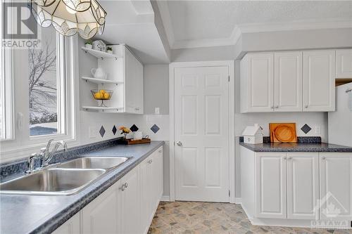 1363 Belcourt Boulevard, Ottawa, ON - Indoor Photo Showing Kitchen With Double Sink