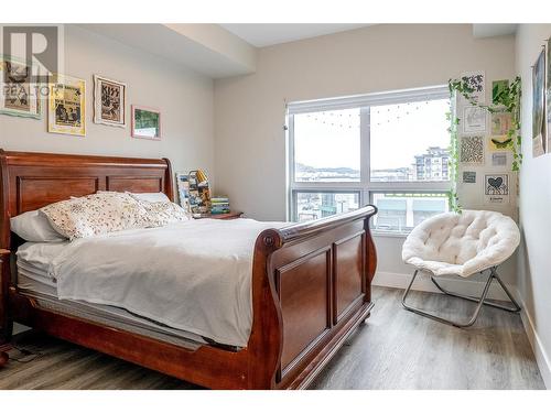 191 Hollywood Rd S Road Unit# 320, Kelowna, BC - Indoor Photo Showing Bedroom