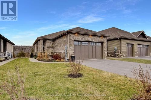 58 Pineridge Dr, Prince Edward County, ON - Outdoor