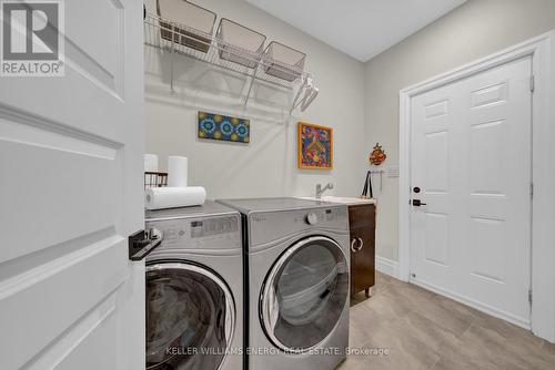 58 Pineridge Dr, Prince Edward County, ON - Indoor Photo Showing Laundry Room