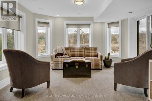 58 Pineridge Drive, Prince Edward County, ON - Indoor Photo Showing Living Room