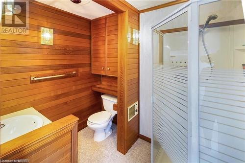 1281 Hwy 654 W, Callander, ON - Indoor Photo Showing Bathroom