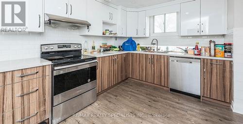 77 Whitfield Ave, Toronto, ON - Indoor Photo Showing Kitchen With Upgraded Kitchen