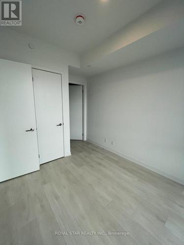 #B-1307 -7950 Bathurst St, Vaughan, ON - Indoor Photo Showing Other Room