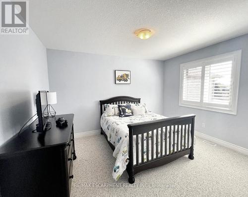 58 Cielo Crt, Hamilton, ON - Indoor Photo Showing Bedroom