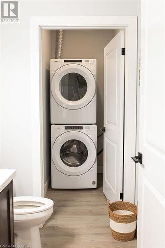 11 Coates Street, Walkerton, ON - Indoor Photo Showing Laundry Room