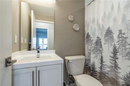 2081 Fairview Street|Unit #1404, Burlington, ON - Indoor Photo Showing Bathroom