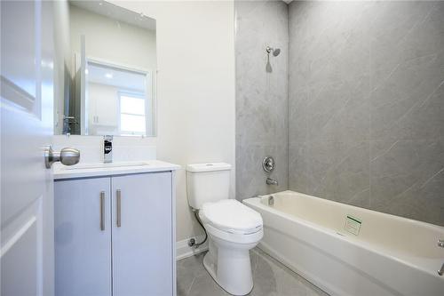 683 Main Street E|Unit #6, Hamilton, ON - Indoor Photo Showing Bathroom