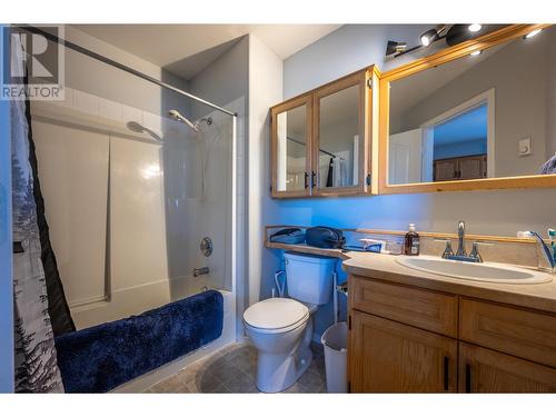 723 Government Street, Penticton, BC - Indoor Photo Showing Bathroom