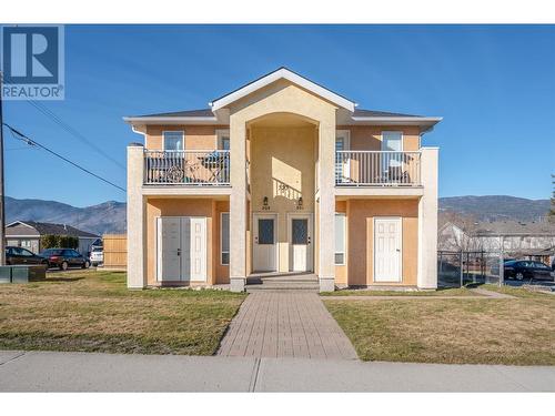 723 Government Street, Penticton, BC - Outdoor