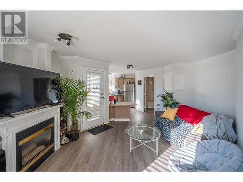 723 Government Street, Penticton, BC - Indoor Photo Showing Living Room With Fireplace