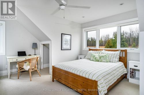 328 Sunset Blvd, Blue Mountains, ON - Indoor Photo Showing Bedroom