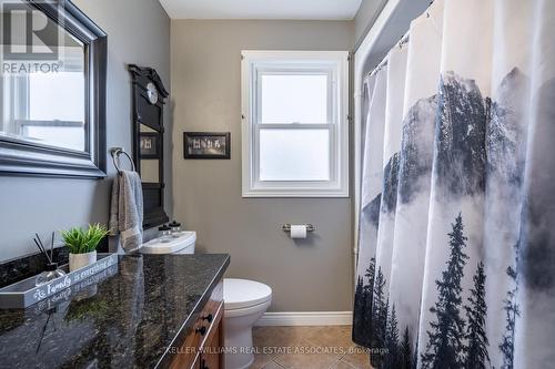 3160 Kirk Rd, Hamilton, ON - Indoor Photo Showing Bathroom
