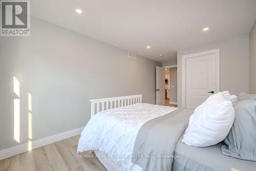 301 - 99A Farley Road, Centre Wellington, ON - Indoor Photo Showing Bedroom