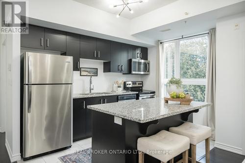 #304 -1280 Gordon St, Guelph, ON - Indoor Photo Showing Kitchen With Stainless Steel Kitchen With Upgraded Kitchen
