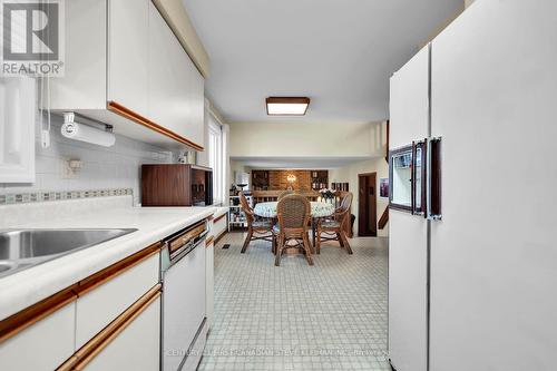 11 Glenview Cres, London, ON - Indoor Photo Showing Kitchen