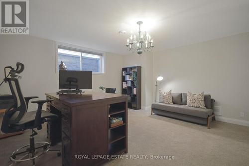 4 Cumberland Court, Oro-Medonte, ON - Indoor Photo Showing Bathroom