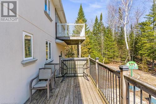 35 Sauble Woods Crescent, Sauble Beach, ON - Outdoor With Balcony With Exterior