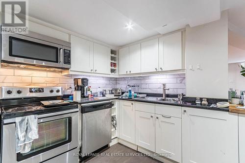 118-120 Pembroke Street, Toronto, ON - Indoor Photo Showing Kitchen With Double Sink